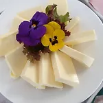 לינה וארוחת בוקר Mittelkaernten