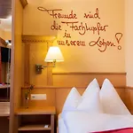 Mittelkaernten فندق مبيت وإفطار 4*