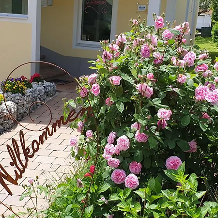 Mittelkaernten Bed & Breakfast Althofen (Carinthia)