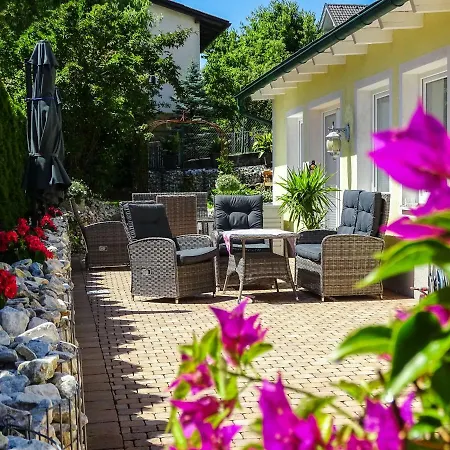 فندق مبيت وإفطار Mittelkaernten