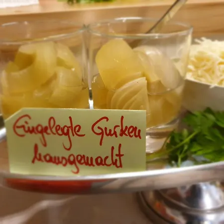 فندق مبيت وإفطار Mittelkaernten 3*